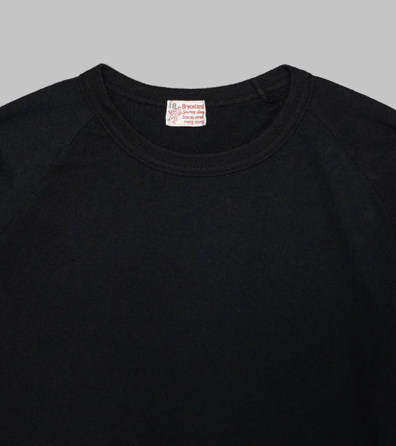 Bryceland's Raglan Sleeve Baseball Tee / Black